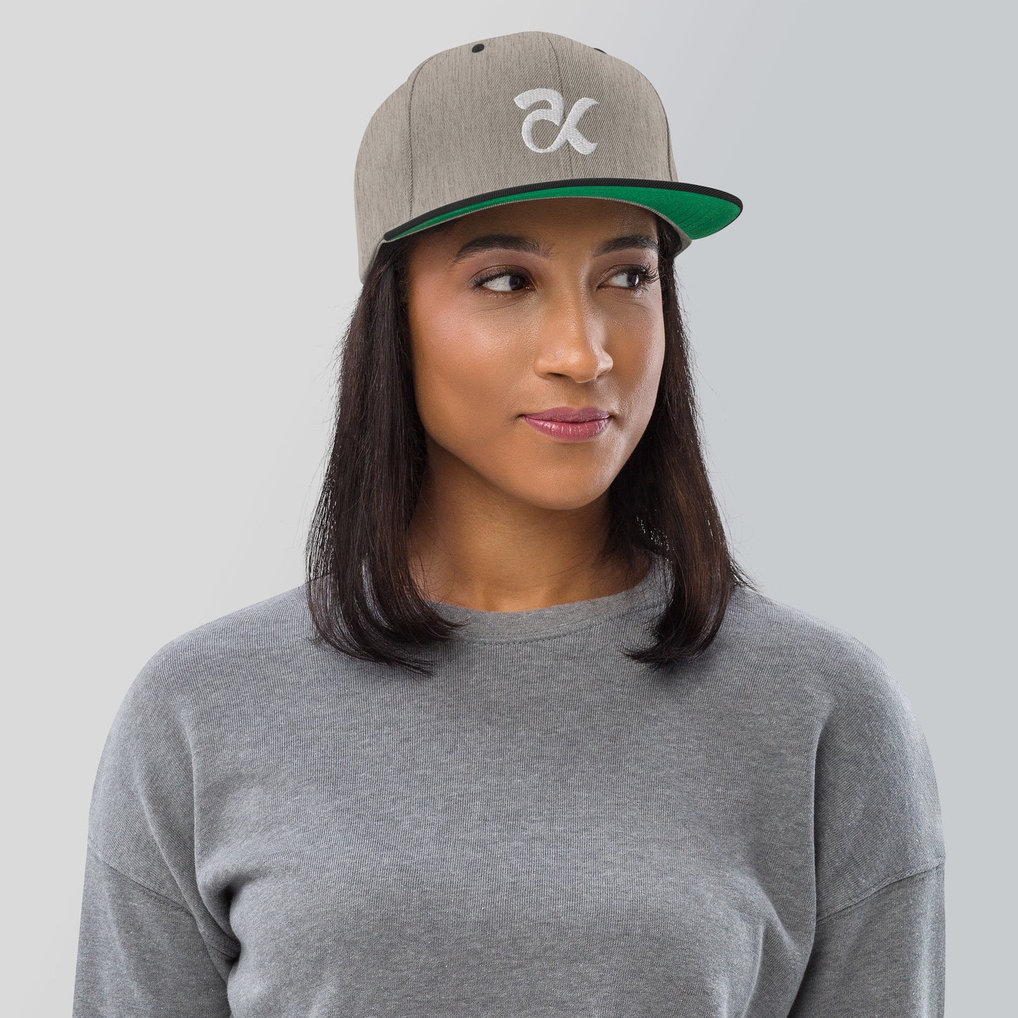 WOMEN ACCESSORIES - SNAPBACK HAT FOR WOMEN