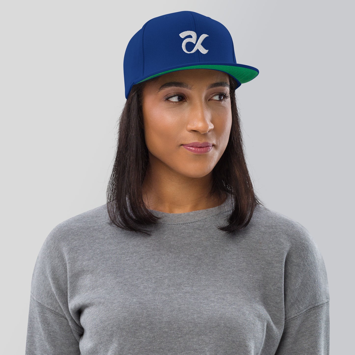 WOMEN ACCESSORIES - SNAPBACK HAT FOR WOMEN